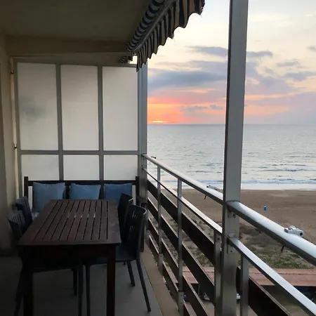 De Playa Valmar - Beachfront Exclusive Residential *